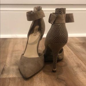 Guess Shoes - Guess tan heels Guess Shoes - Guess tan heels